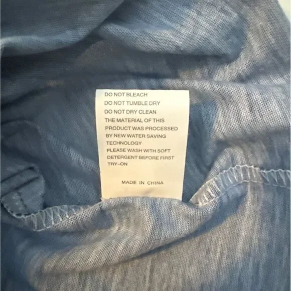 "I Am Currently Unsupervised" Funny Graphic Tee - L - Picture 5 of 5